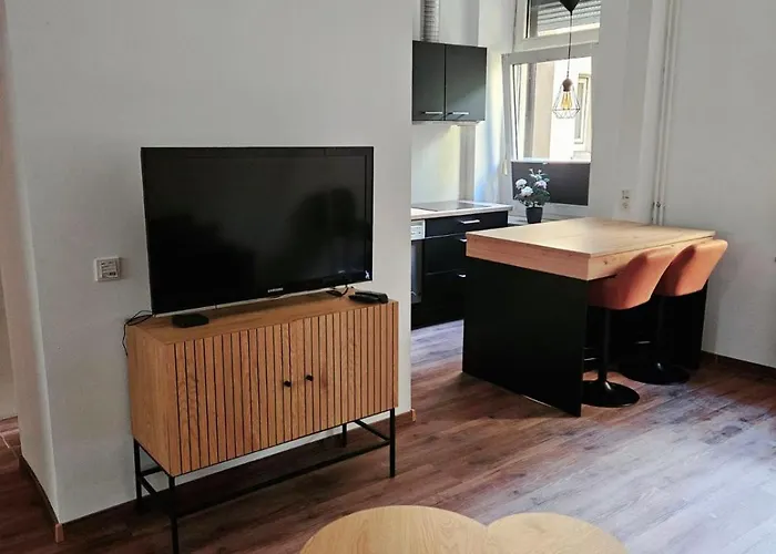 Schoene Gemuetliche Im Wasserviertel Stadtnah, A40,naehe Der Uni Oder Zoo 公寓 *